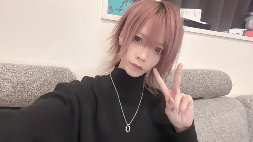 REONA(ﾚｵﾅ) 休み