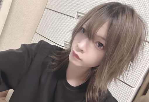 REONA(ﾚｵﾅ) 髪伸びた