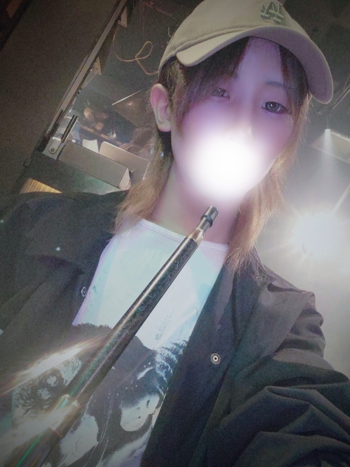 NOIN(ﾉｲﾝ) 顔出し